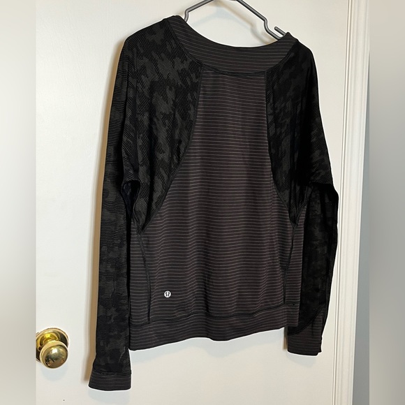 ✨Lululemon Run for Days Long Sleeve, black size 8 - Picture 4 of 13